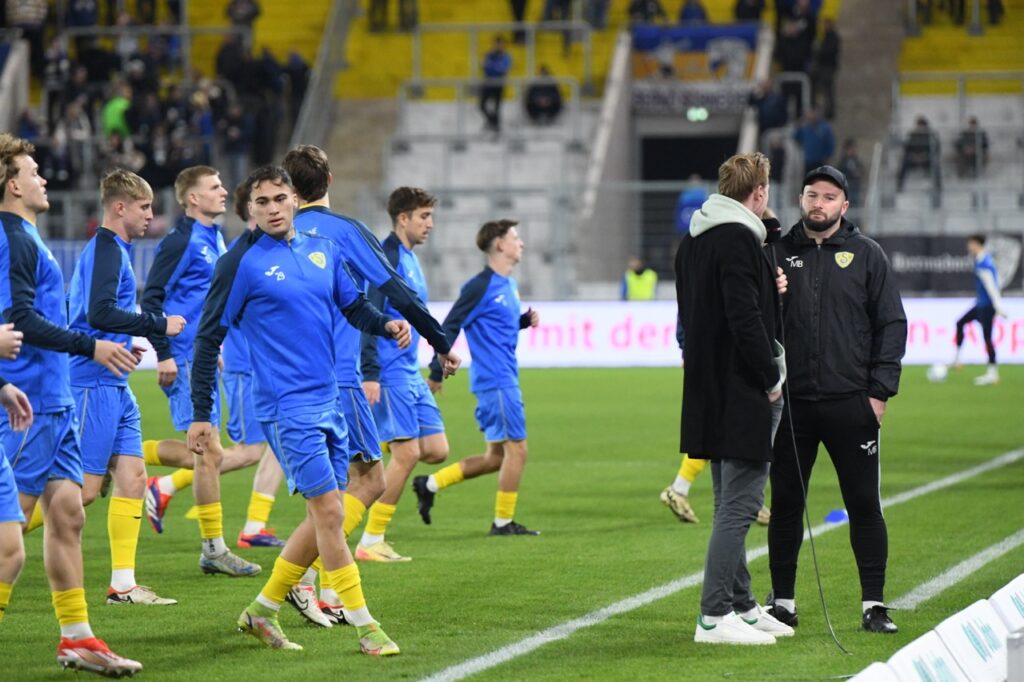 Cheftrainer Michael Braune feiert Geburtstag 5