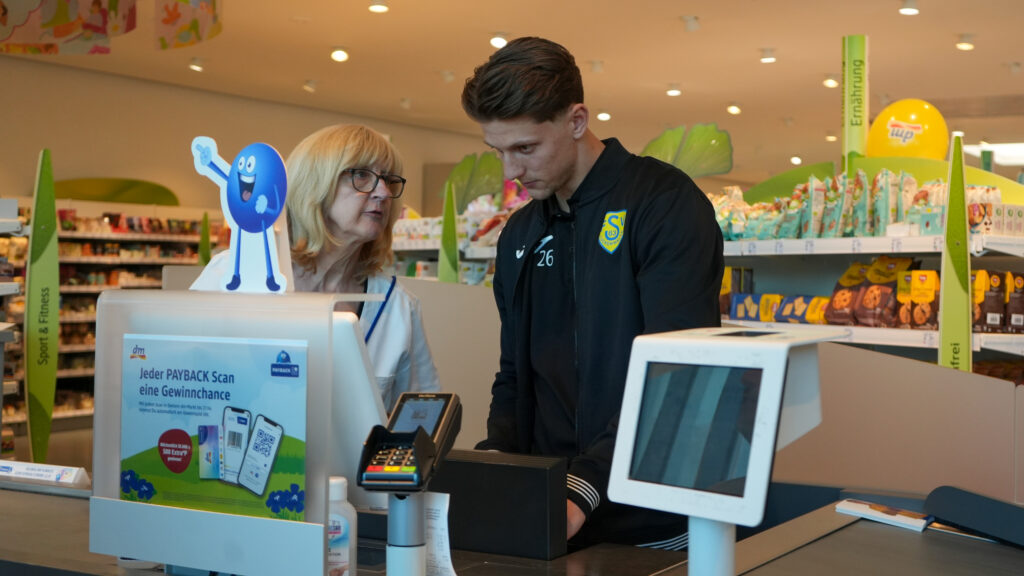 Erfolgreiche Verkaufsaktion bei unserem Sponsor dm 2