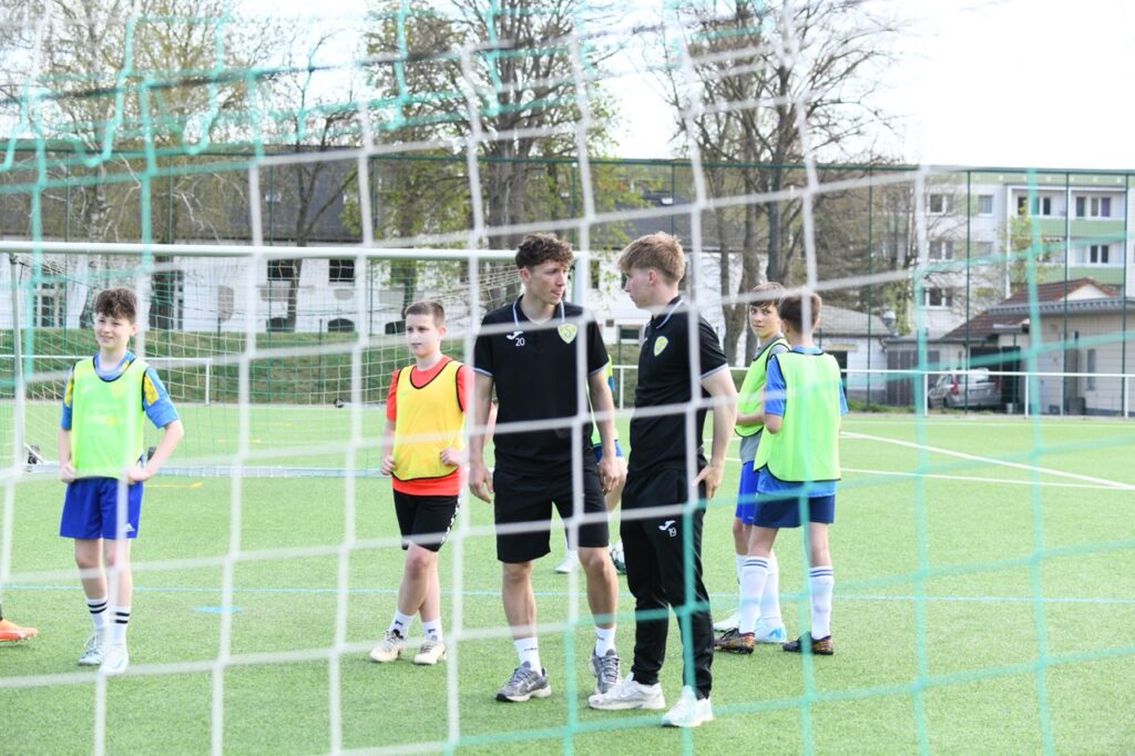 Ostercamp 2025 – Vier Tage voller Fußball, Spaß und Stars beim FSV 63 Luckenwalde 66