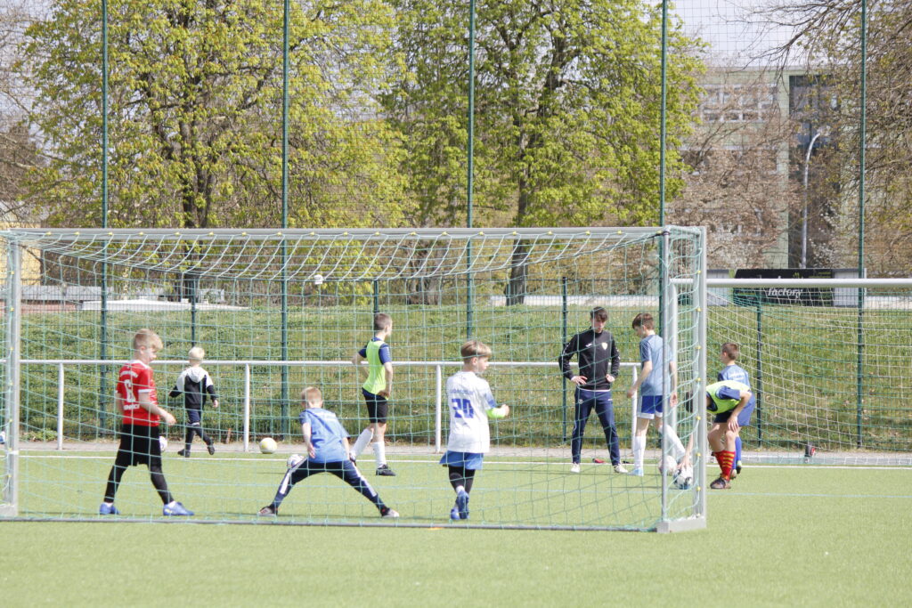 Ostercamp 2025 – Vier Tage voller Fußball, Spaß und Stars beim FSV 63 Luckenwalde 10