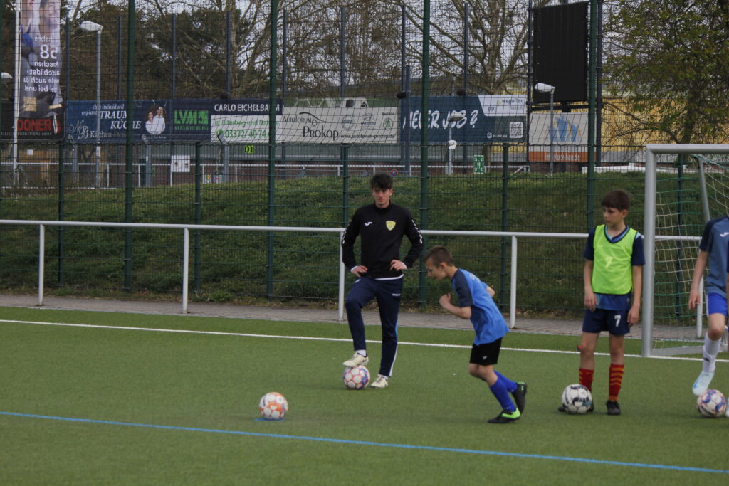 Ostercamp 2025 – Vier Tage voller Fußball, Spaß und Stars beim FSV 63 Luckenwalde 12