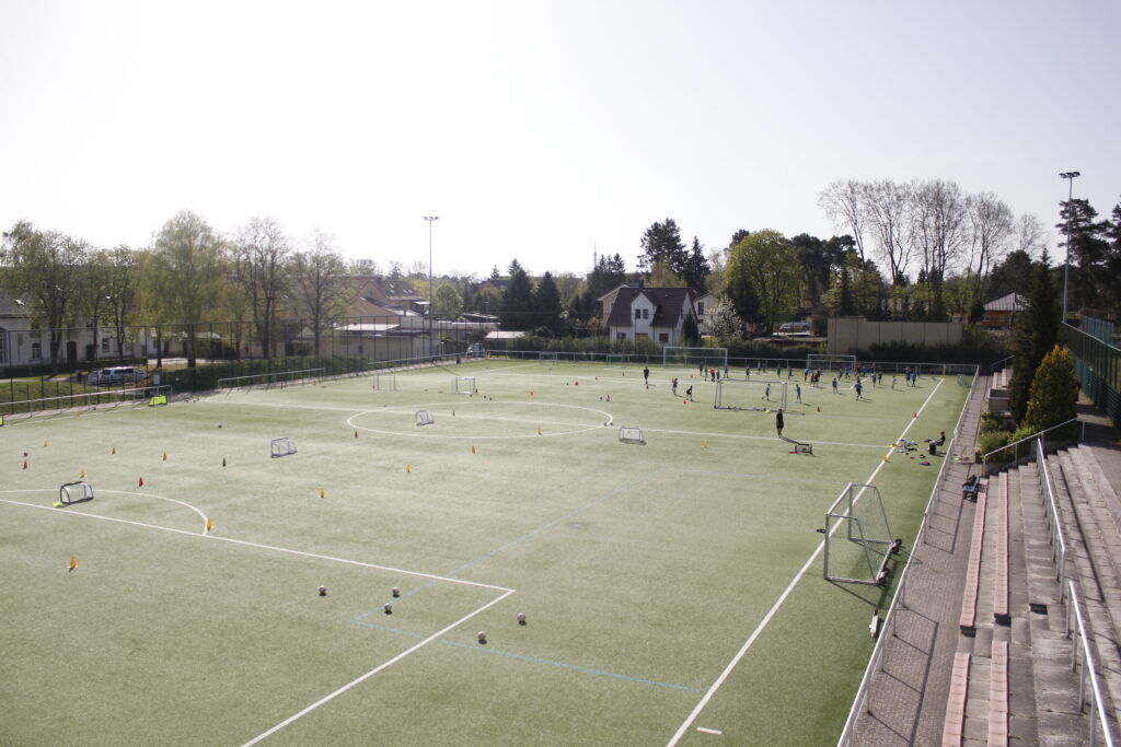 Ostercamp 2025 – Vier Tage voller Fußball, Spaß und Stars beim FSV 63 Luckenwalde 92