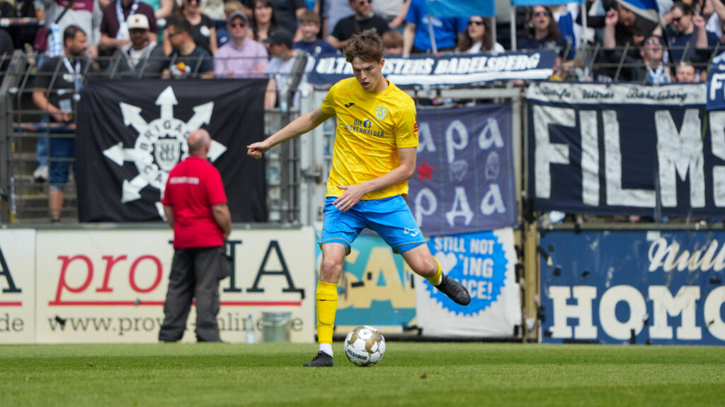 Jetzt hat der FSV 63 seinen Klassenerhalt wieder selbst in der Hand 17
