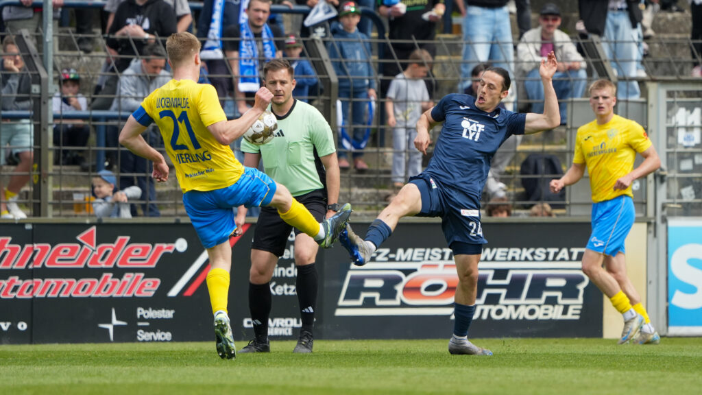 Jetzt hat der FSV 63 seinen Klassenerhalt wieder selbst in der Hand 32