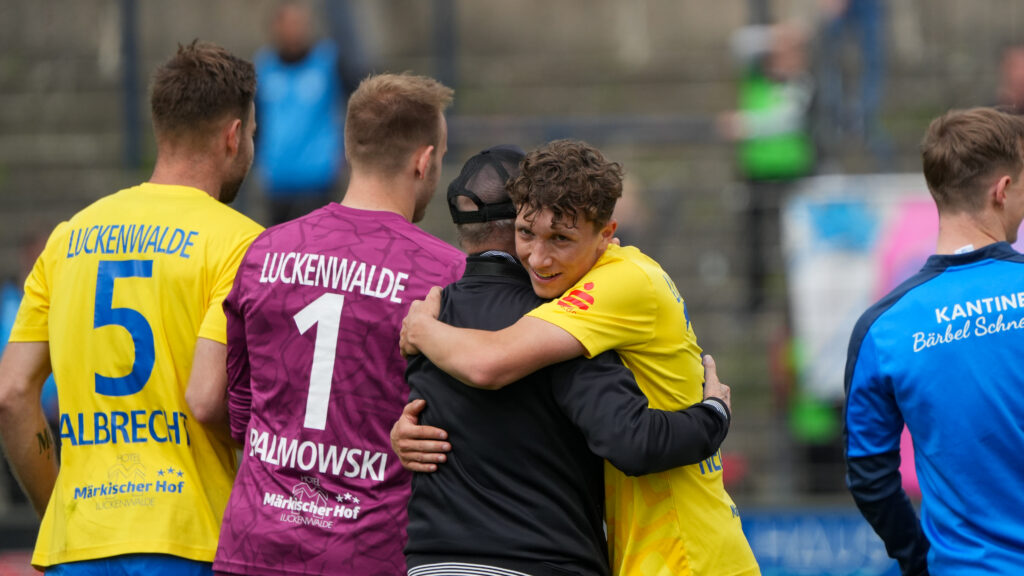 Jetzt hat der FSV 63 seinen Klassenerhalt wieder selbst in der Hand 77