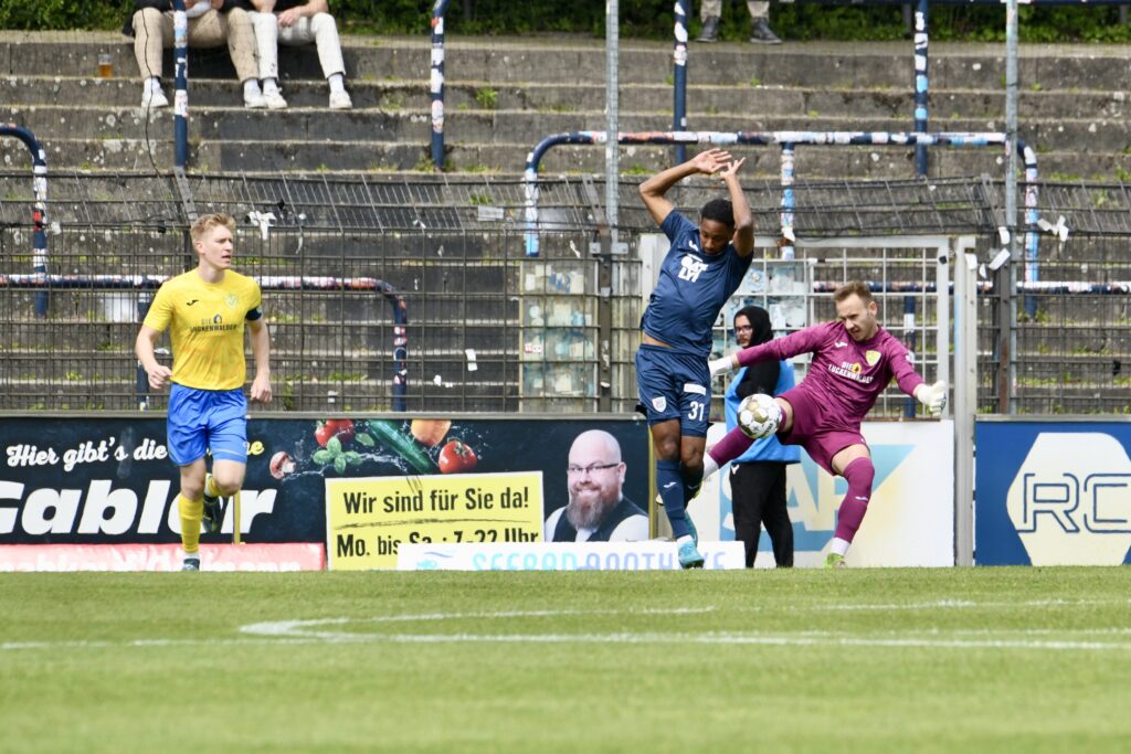 Jetzt hat der FSV 63 seinen Klassenerhalt wieder selbst in der Hand 20