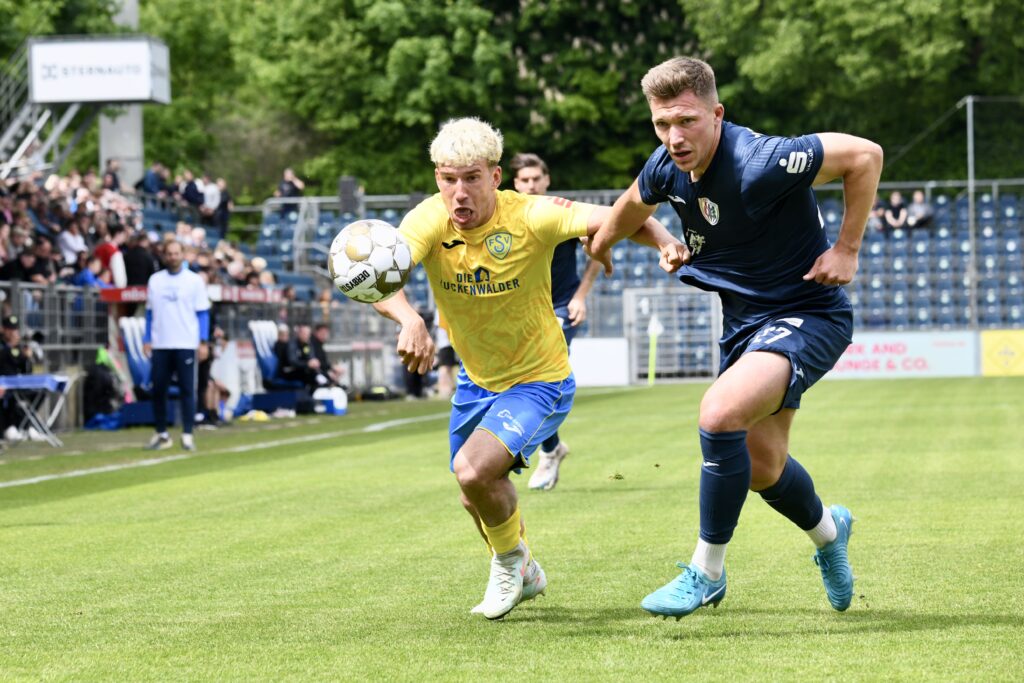 Jetzt hat der FSV 63 seinen Klassenerhalt wieder selbst in der Hand 23