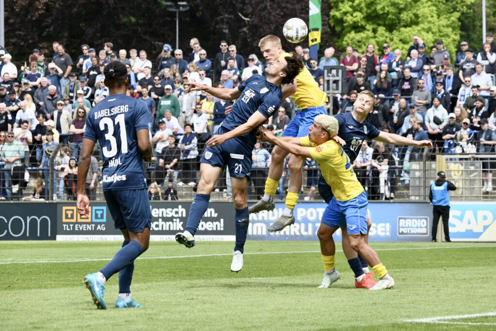 Jetzt hat der FSV 63 seinen Klassenerhalt wieder selbst in der Hand 31