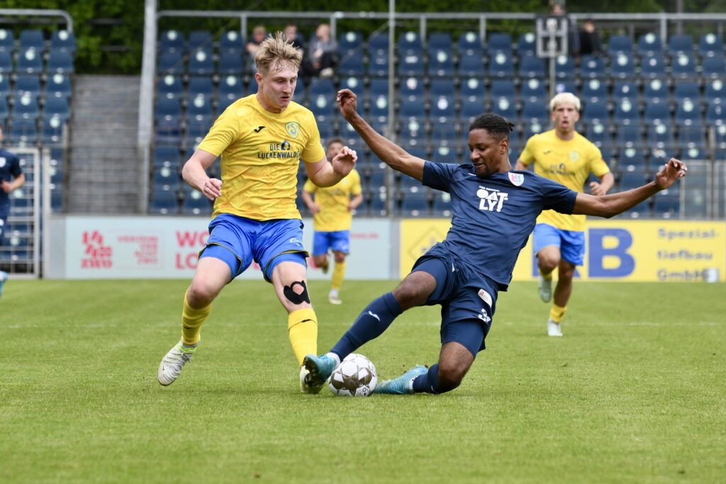 Jetzt hat der FSV 63 seinen Klassenerhalt wieder selbst in der Hand 42