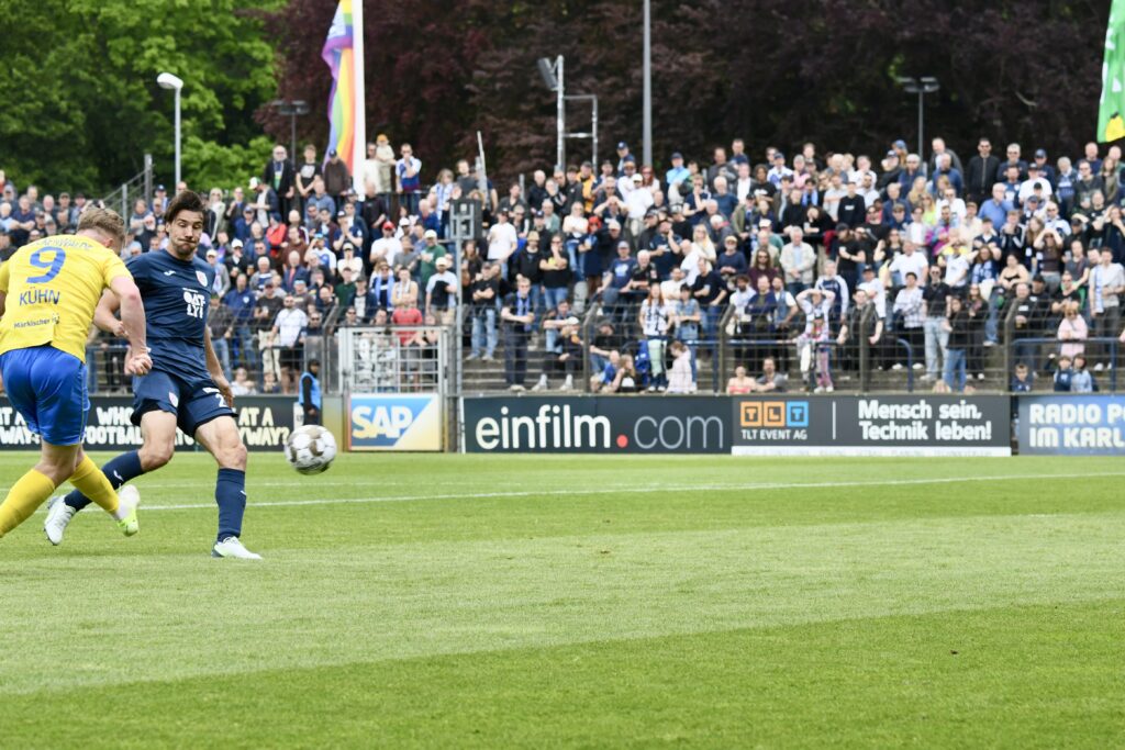 Jetzt hat der FSV 63 seinen Klassenerhalt wieder selbst in der Hand 43