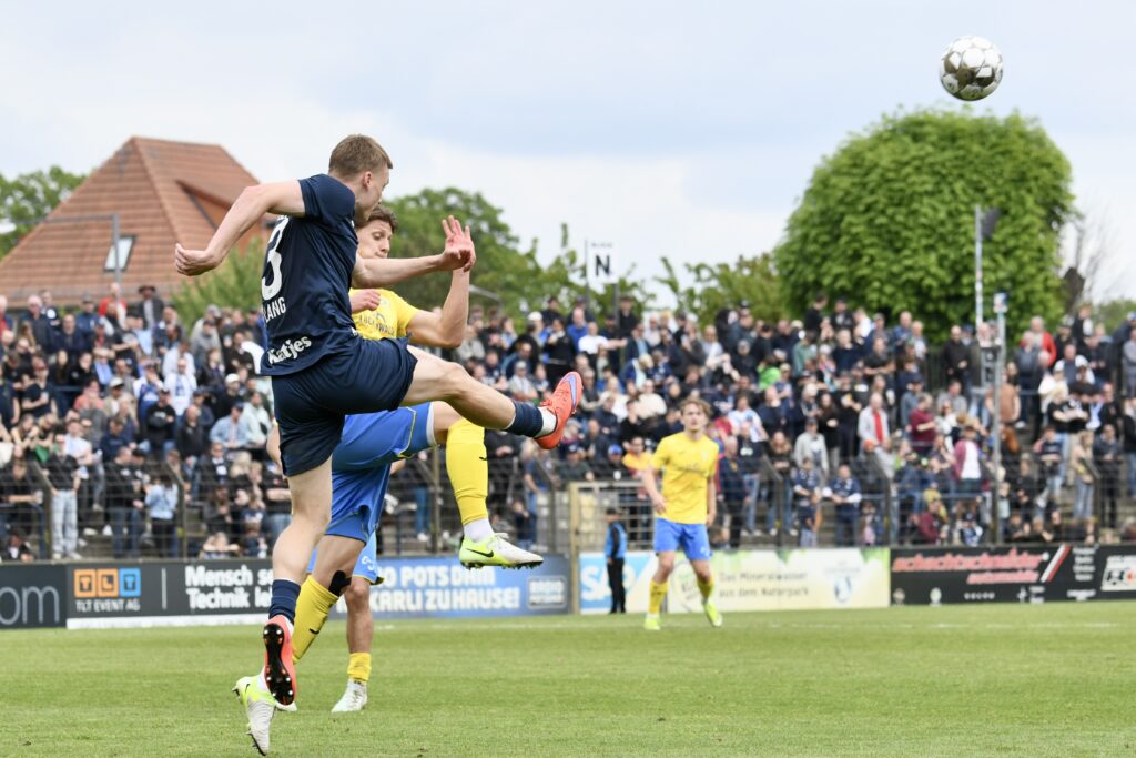 Jetzt hat der FSV 63 seinen Klassenerhalt wieder selbst in der Hand 64