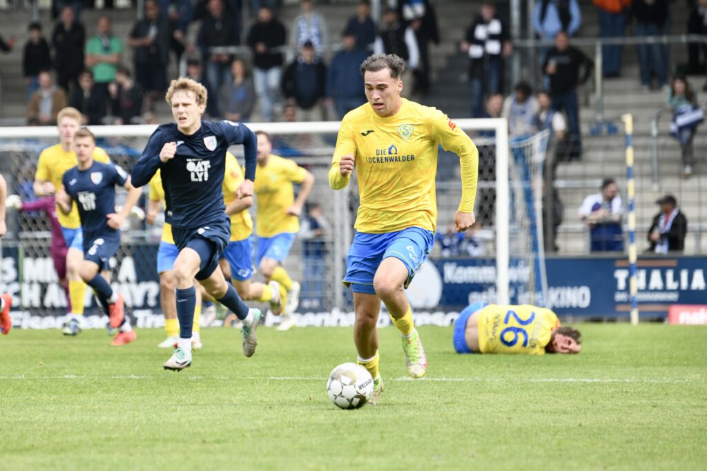 Jetzt hat der FSV 63 seinen Klassenerhalt wieder selbst in der Hand 66