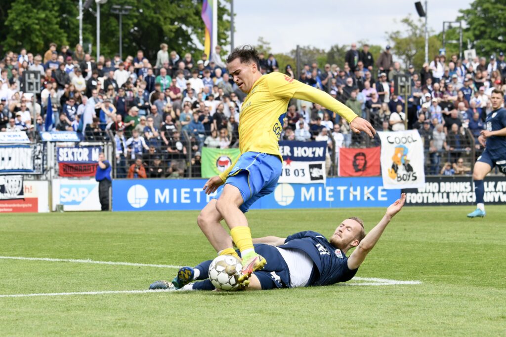 Jetzt hat der FSV 63 seinen Klassenerhalt wieder selbst in der Hand 67