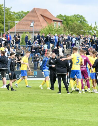 Jetzt hat der FSV 63 seinen Klassenerhalt wieder selbst in der Hand 25