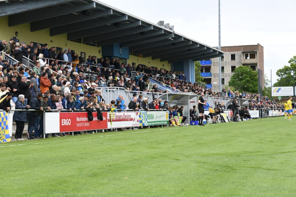 Der FSV 63 Luckenwalde spielt weiter Regionalliga 22