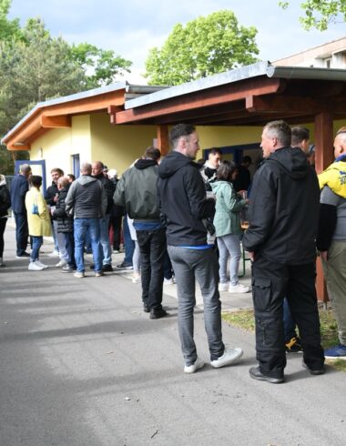 Abschlussfeier nach dem Klassenerhalt 9