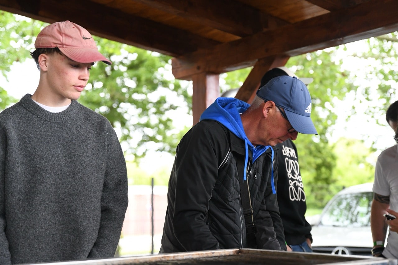 Abschlussfeier nach dem Klassenerhalt 33