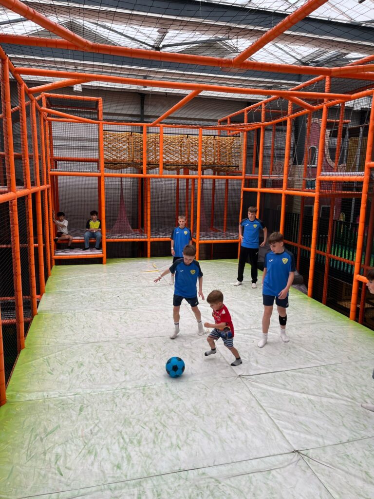 U13 besucht Holland-Park 6