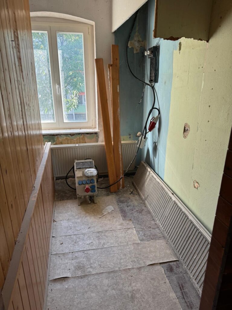 Eröffnung der neuen Geschäftsstelle 14 Eröffnung der neuen Geschäftsstelle 14