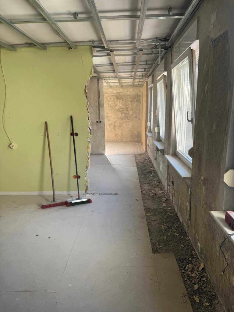 Eröffnung der neuen Geschäftsstelle 38 Eröffnung der neuen Geschäftsstelle 38