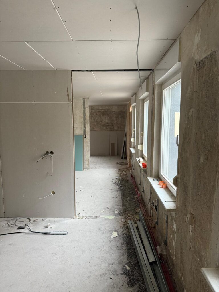 Eröffnung der neuen Geschäftsstelle 60 Eröffnung der neuen Geschäftsstelle 60