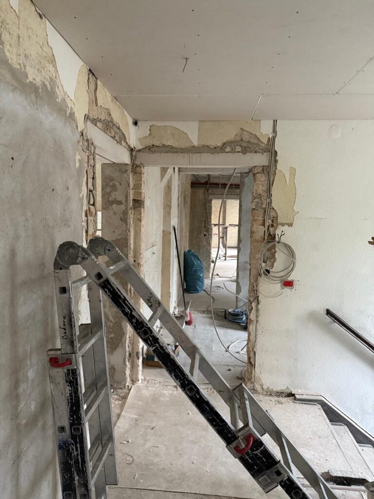 Eröffnung der neuen Geschäftsstelle 64 Eröffnung der neuen Geschäftsstelle 64