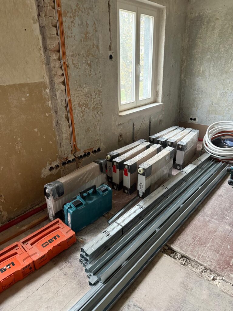 Eröffnung der neuen Geschäftsstelle 65 Eröffnung der neuen Geschäftsstelle 65