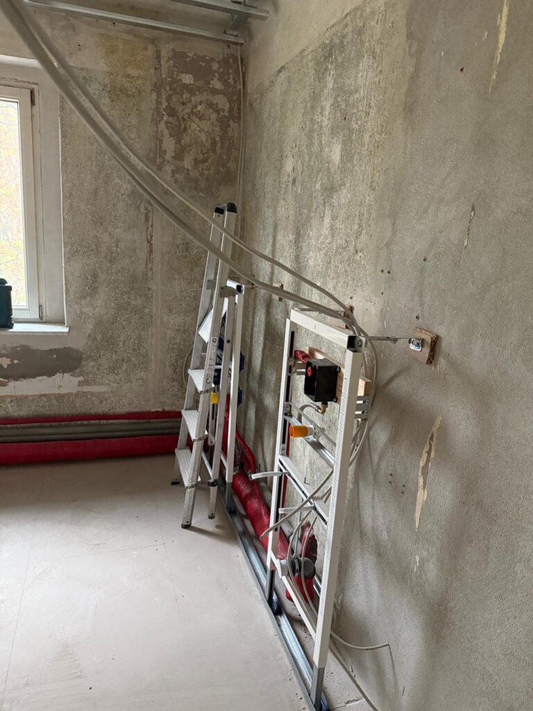 Eröffnung der neuen Geschäftsstelle 70 Eröffnung der neuen Geschäftsstelle 70