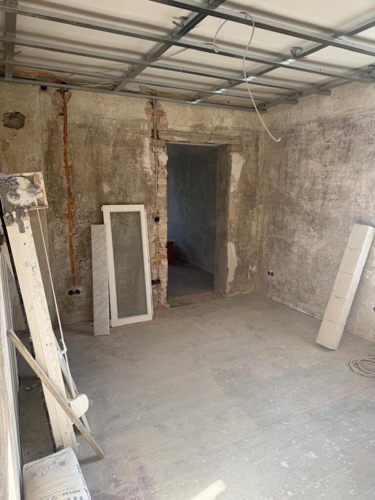 Eröffnung der neuen Geschäftsstelle 44 Eröffnung der neuen Geschäftsstelle 44