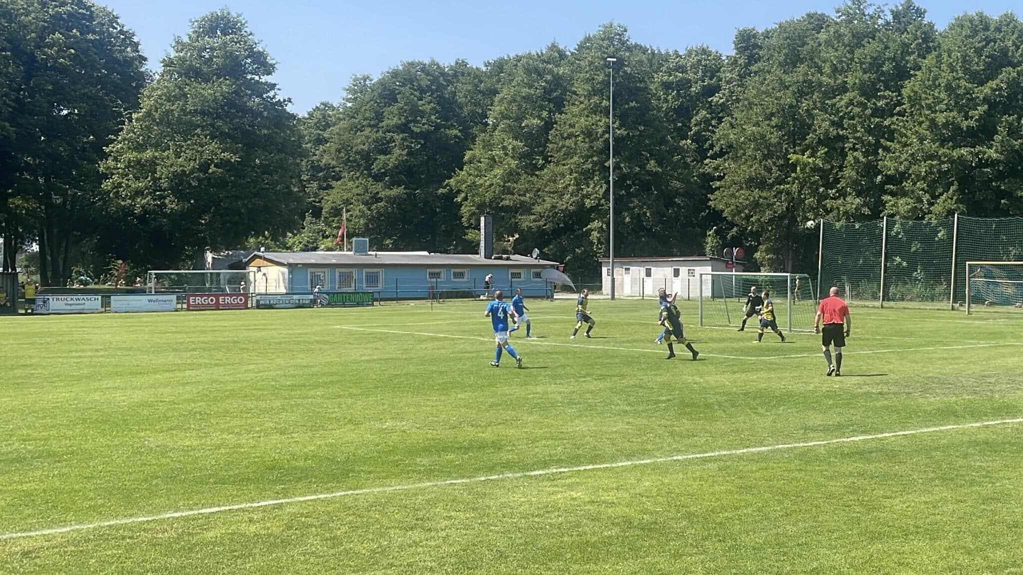 Oldies erspielen sich den Pokalsieg 3 Oldies erspielen sich den Pokalsieg 3