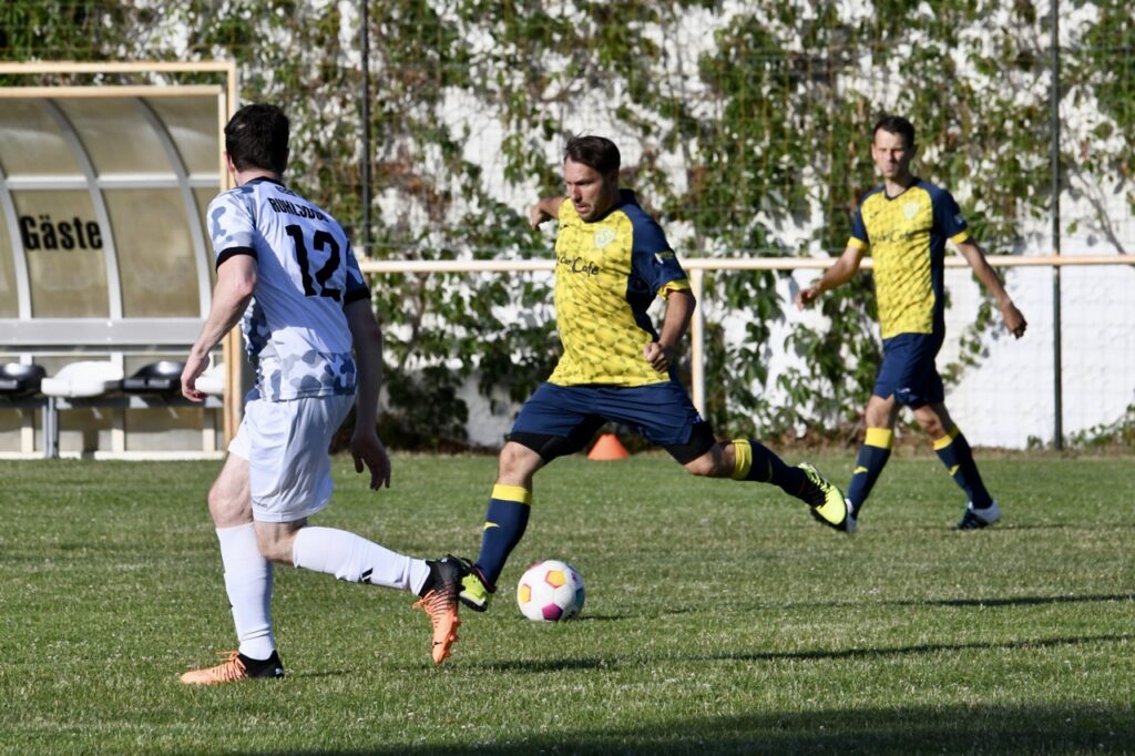 Unsere Oldies sind Kreismeister 4 Unsere Oldies sind Kreismeister 4