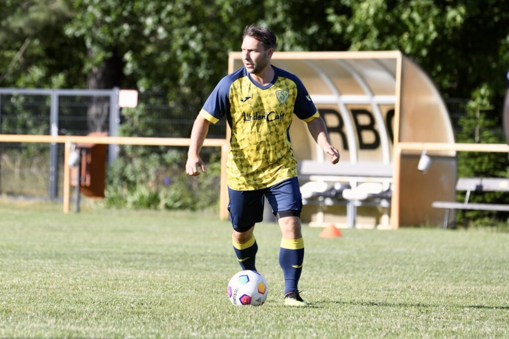 Unsere Oldies sind Kreismeister 5 Unsere Oldies sind Kreismeister 5