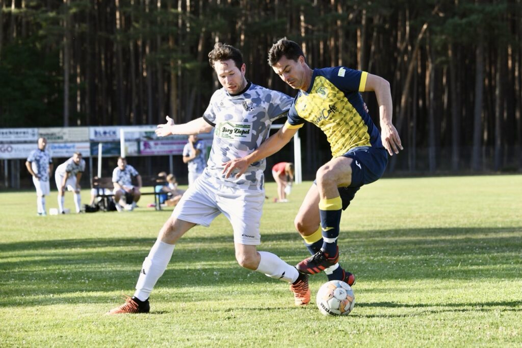 Unsere Oldies sind Kreismeister 20 Unsere Oldies sind Kreismeister 20