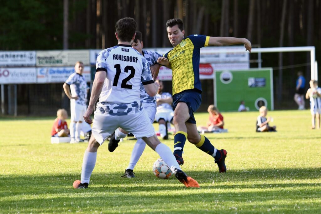 Unsere Oldies sind Kreismeister 33 Unsere Oldies sind Kreismeister 33