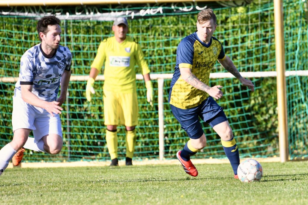 Unsere Oldies sind Kreismeister 40 Unsere Oldies sind Kreismeister 40