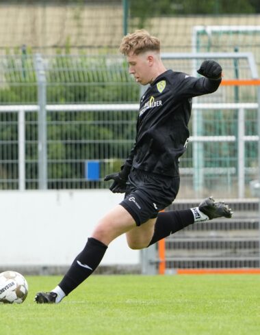 Unsere Nummer 12 - Janek Reetz - feiert Geburtstag 18