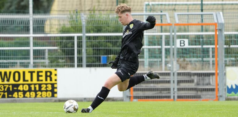 Unsere Nummer 12 - Janek Reetz - feiert Geburtstag 1