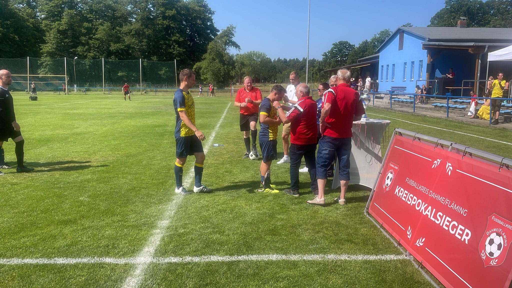 Oldies erspielen sich den Pokalsieg 11 Oldies erspielen sich den Pokalsieg 11