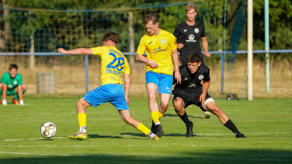 Testspielsieg gegen Tennis Borussia 9 Testspielsieg gegen Tennis Borussia 9