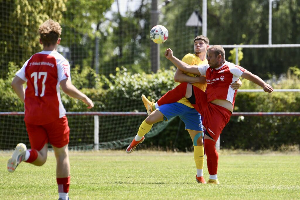 Hiobsbotschaft: Justin Bulang verletzt sich im Training schwer 3 Hiobsbotschaft: Justin Bulang verletzt sich im Training schwer 3