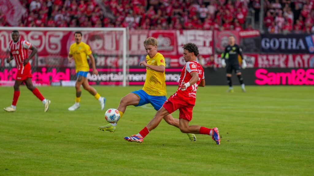 Verdienter Erfurter Auftaktsieg 13