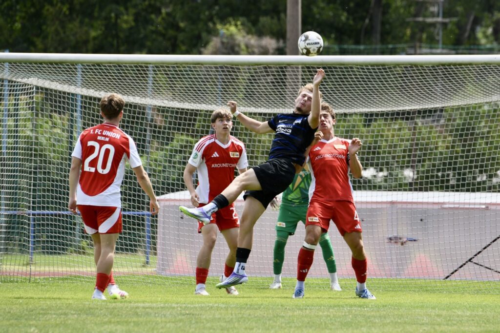 Hertha BSC gewinnt den Turmpokal 13 Hertha BSC gewinnt den Turmpokal 13