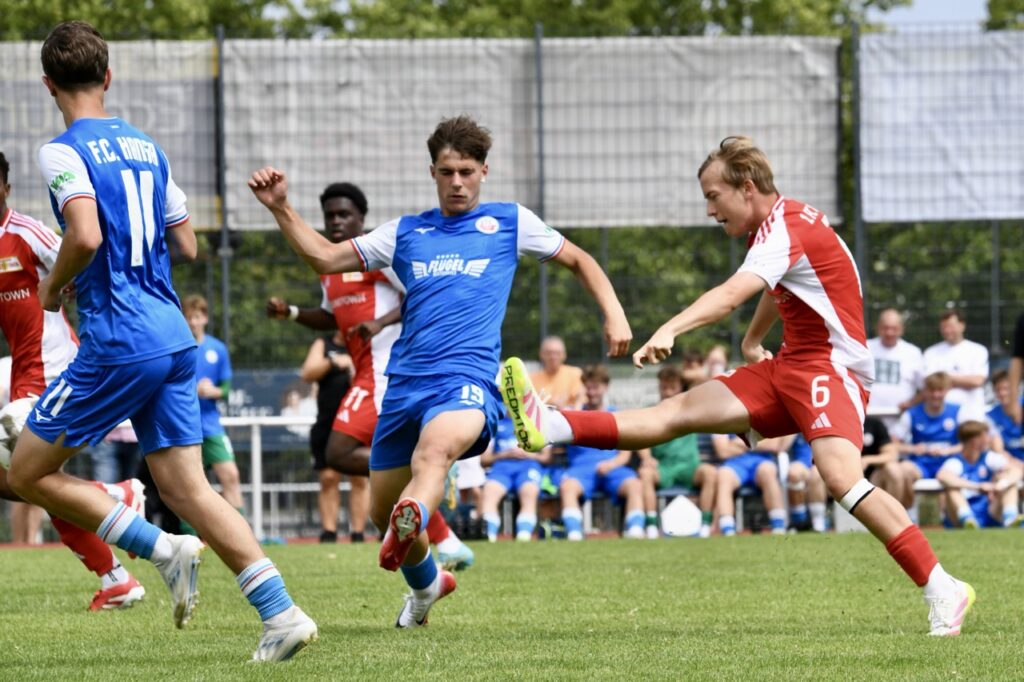 Hertha BSC gewinnt den Turmpokal 33 Hertha BSC gewinnt den Turmpokal 33