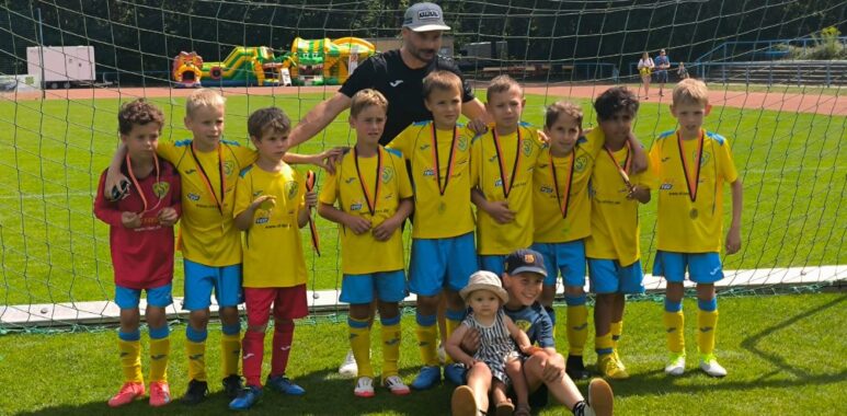 F1 erfolgreich bei Turnier in Potsdam 1