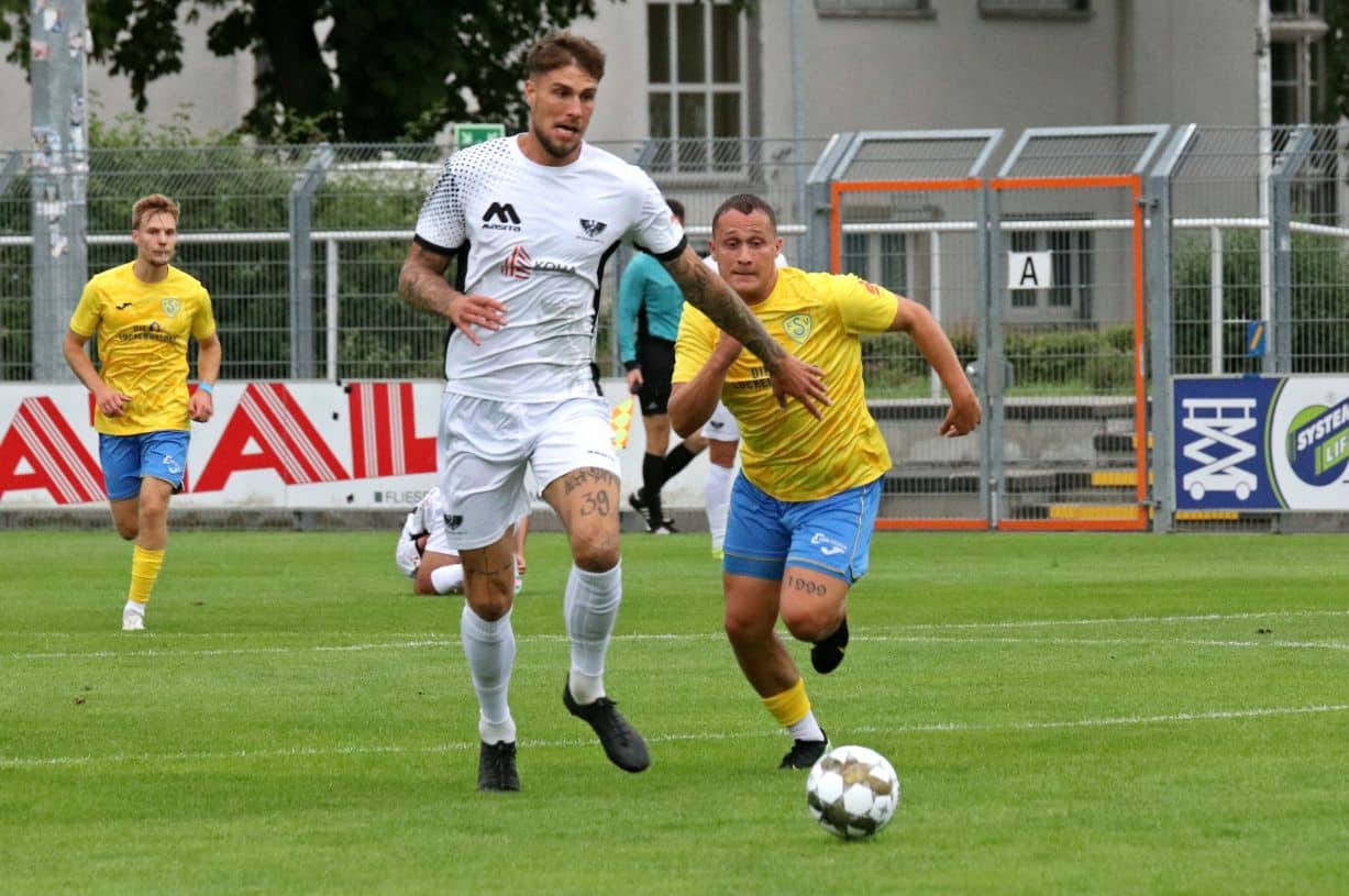 Schon neun Punkte gegen den Abstieg für den FSV   22