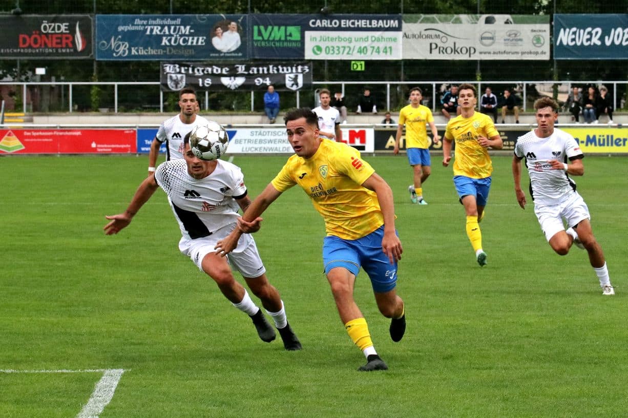 Schon neun Punkte gegen den Abstieg für den FSV   23