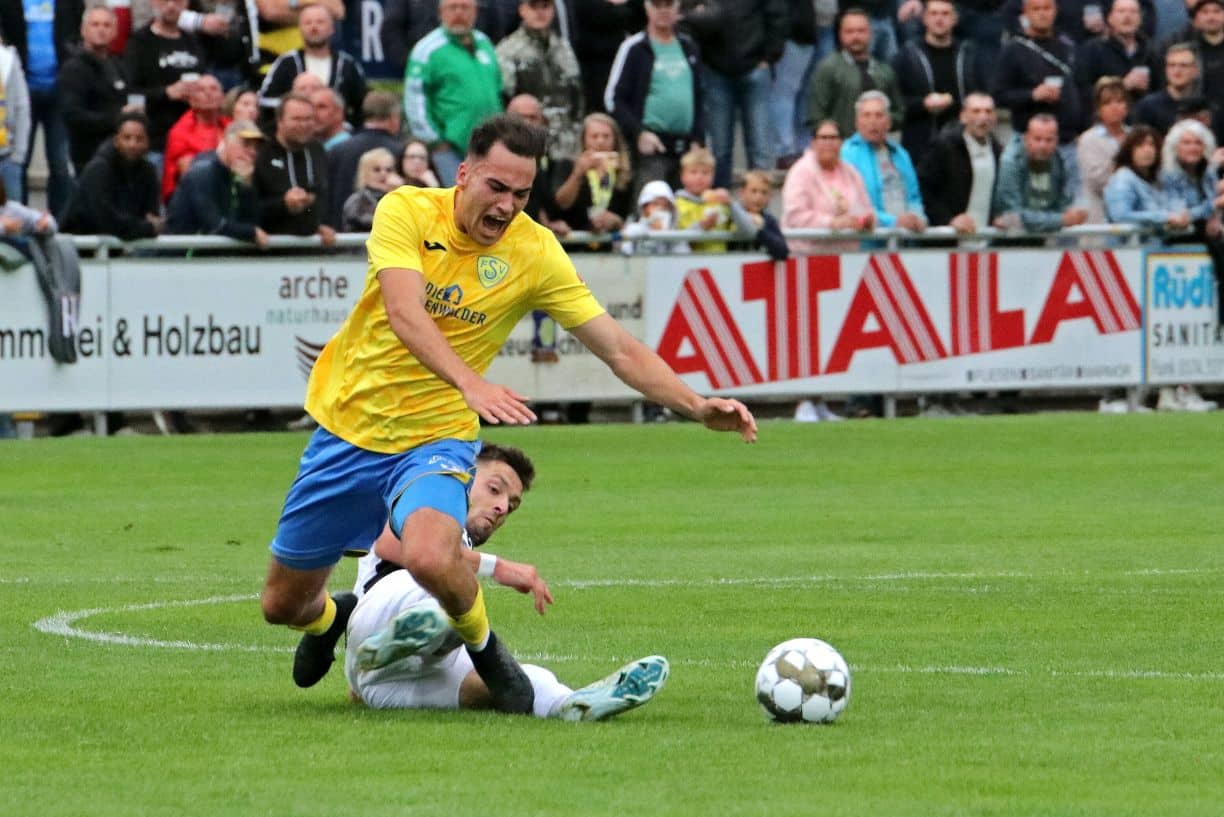 Schon neun Punkte gegen den Abstieg für den FSV   25