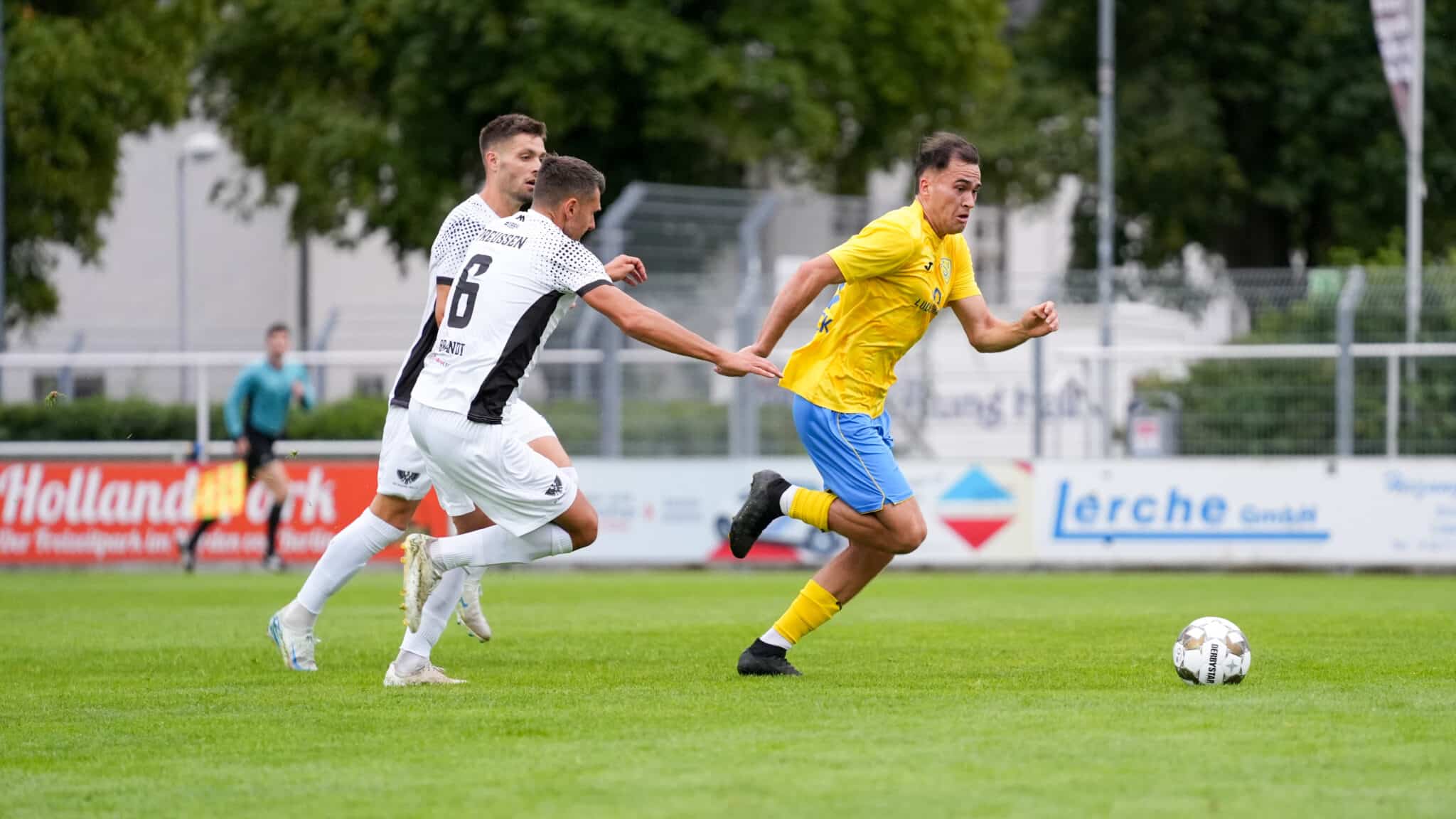 Schon neun Punkte gegen den Abstieg für den FSV   16