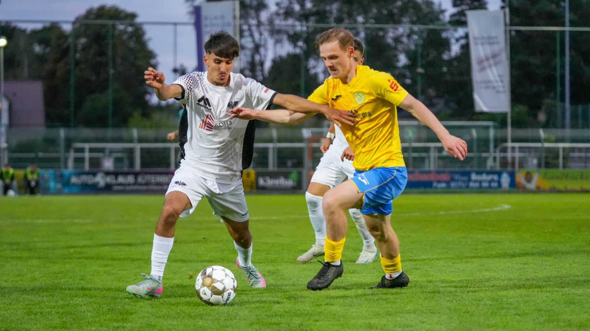 Schon neun Punkte gegen den Abstieg für den FSV   33