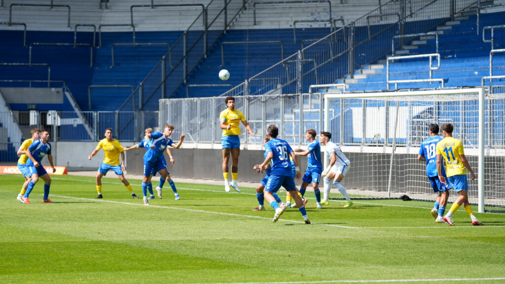 Sechs Punkte nach dem dritten Spieltag 4 1. FC Magdeburg II